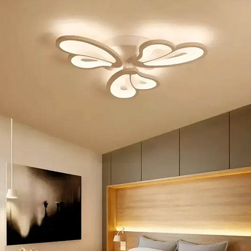 Lustra LED cu telecomanda BLOSSOM 43W, 3 Petale, lumina Rece/Calda/Neutra, Dimabila, Alb